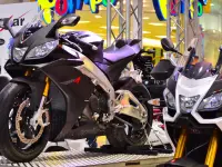 Aprilia RSV4 Factory 1100 2025 60733 Thumb