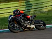Aprilia Tuono 660 Factory 2026 70923 Thumb