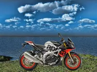 Aprilia Tuono V4 Factory 1100