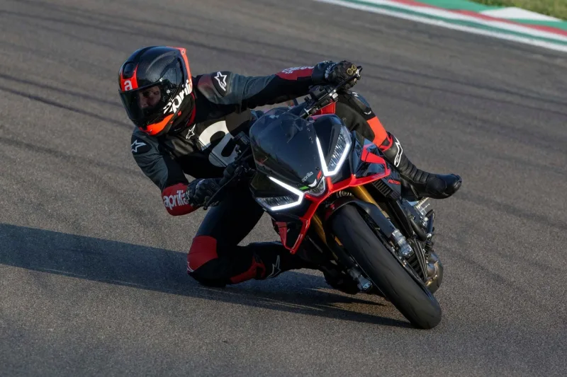 Aprilia Tuono V4 Factory 2026 Image: 3 Aprilia Tuono V4 Factory 2026 70918