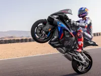 BMW M1000RR 2026 69883 Thumb