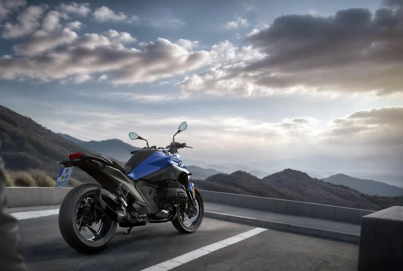 BMW R1300R 2026 Image: 2 BMW R1300R 2026 69696