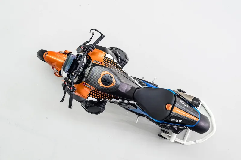BMW R1300R Superhooligan 2026 Image: 5 BMW R1300R Superhooligan 2026 71152