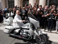 BMW R18 Transcontinental Pope Leo XIV Edition 2026 69271 Thumb