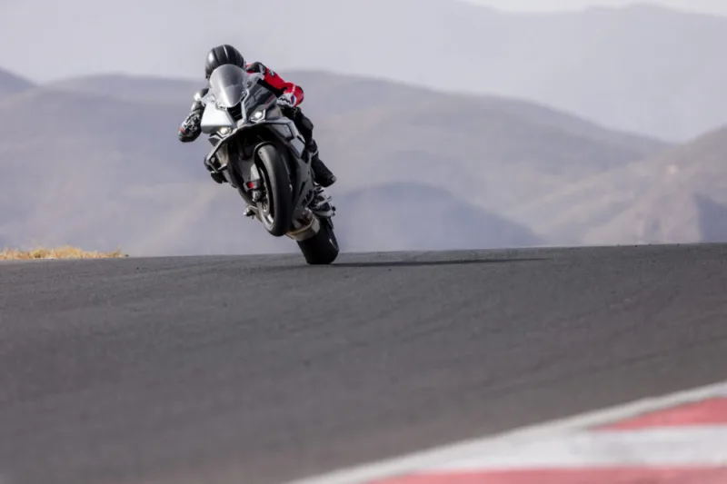 BMW S 1000 RR 2025 Image: 2 BMW S 1000 RR 2025 72934