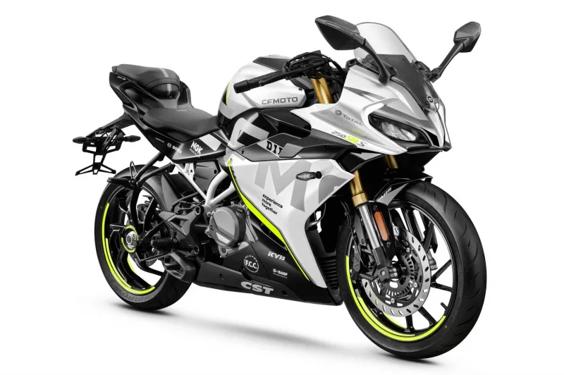 CF Moto 250SR 2022 Image: 2 CF Moto 250SR 2022 74520