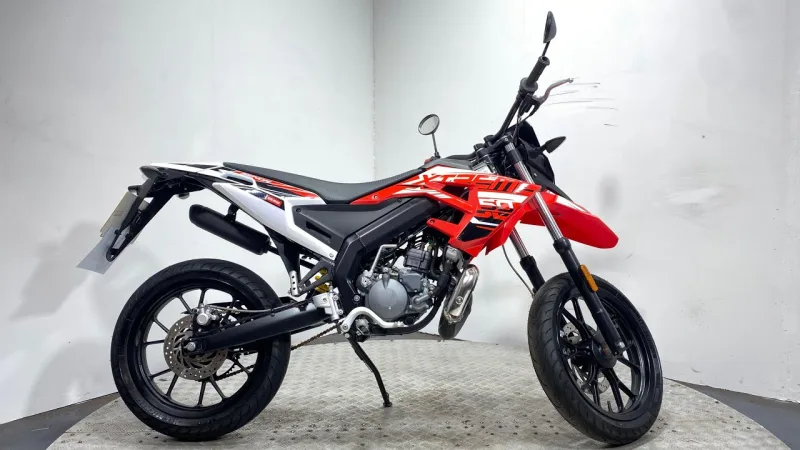 Derbi Senda 50 SM Limited 2021 Image: 2 Derbi Senda 50 SM Limited 2021 74653