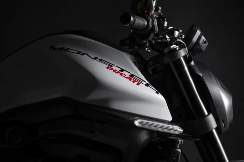Ducati Monster 2024 72974