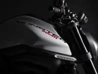 Ducati Monster 2024 72974 Thumb
