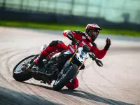 Ducati Hypermotard 950 SP 2025 73007 Thumb