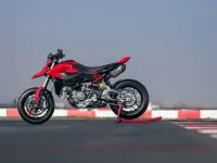 Ducati Hypermotard V2 2026 70791 Thumb