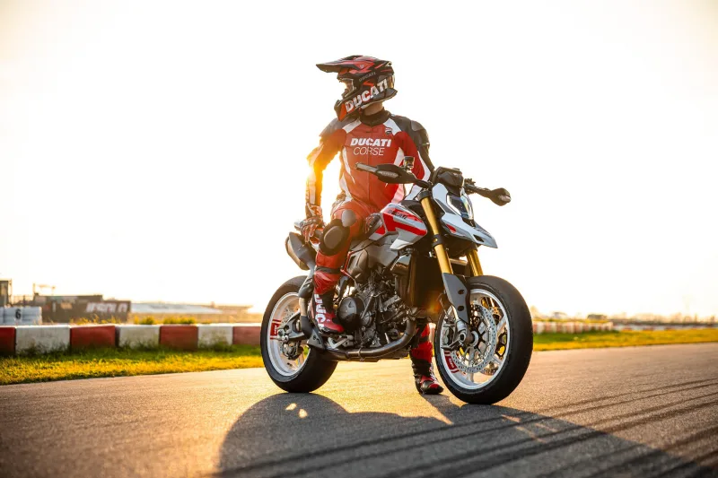 Ducati Hypermotard V2 SP 2026 Image: 1 Ducati Hypermotard V2 SP 2026 69493