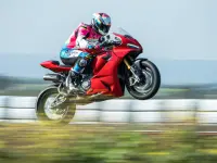 Ducati Panigale V2 2025 73016 Thumb