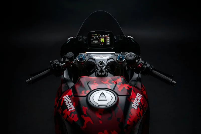 Ducati Panigale V2 FB63 2026 70808