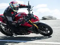 Ducati Streetfighter V2 2025 73021 Thumb