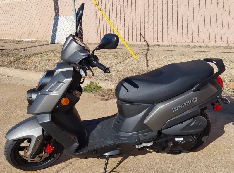 2025 Genuine Scooter Hooligan 170I