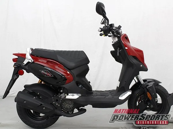 2025 Genuine Scooter Rattler 125