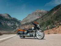 Harley-Davidson CVO Street Glide 2025
