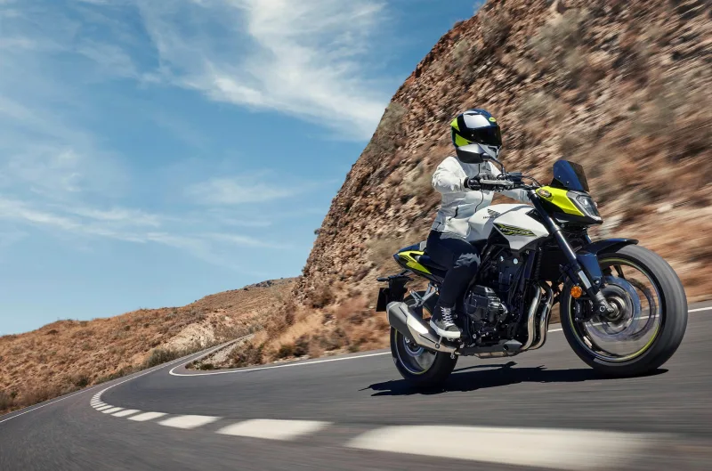 Honda CB500 Hornet E-Clutch 2026 Image: 1 Honda CB500 Hornet E-Clutch 2026 69629