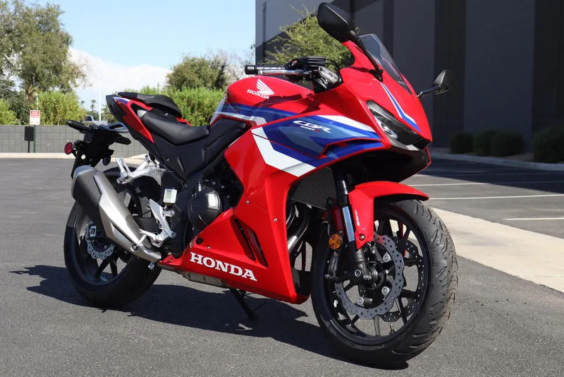 Honda CBR500R 2025 Image: 2 Honda CBR500R 2025 73147