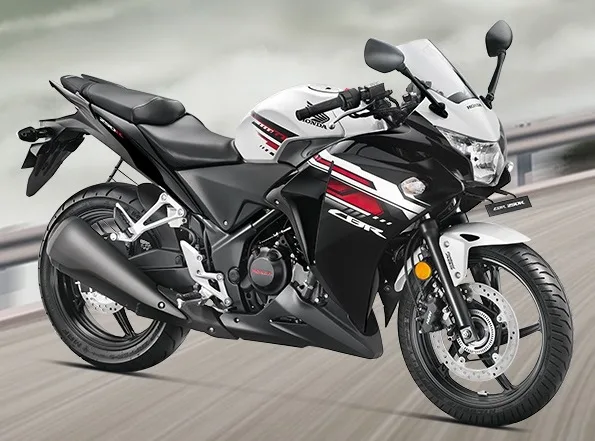 Honda CBR250R 2016 Image: 1 Honda CBR250R 2016 74151