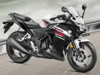 Honda CBR250R 2016 74151 Thumb