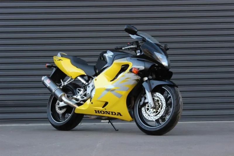 Honda CBR 600 F Ultima Light 2000 74475