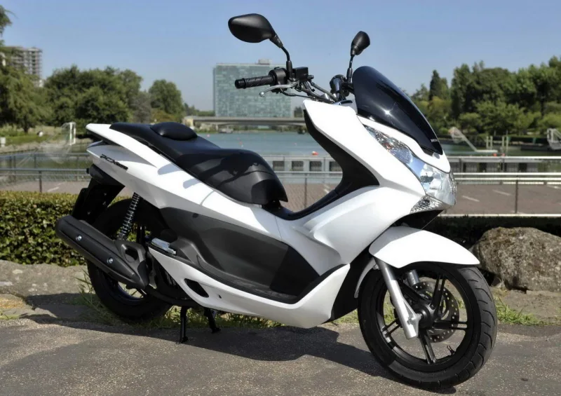 Honda PCX150 2014 Image: 2 Honda PCX150 2014 74551