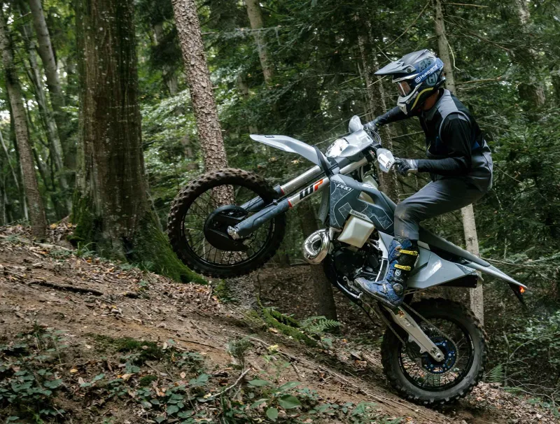 Husqvarna TE300 Pro 2026 Image: 1 Husqvarna TE300 Pro 2026 69321