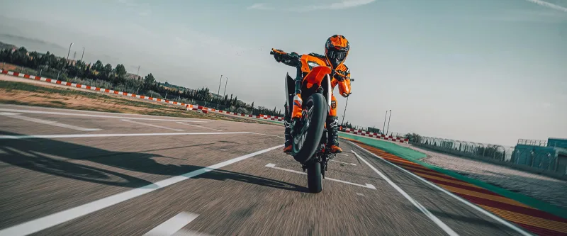 KTM 390 SMC R 2026 Image: 5 KTM 390 SMC R 2026 71177