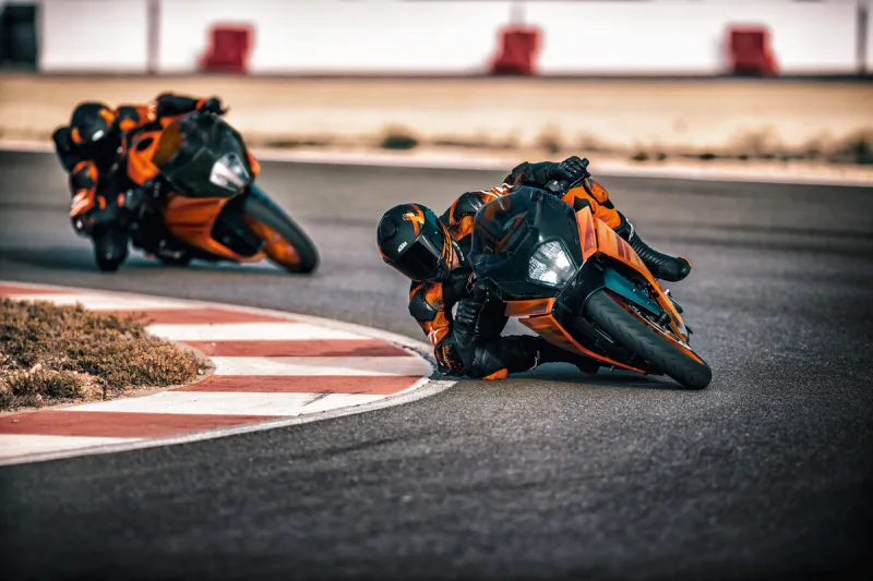 KTM RC 390 2024 Image: 6 KTM RC 390 2024 73624