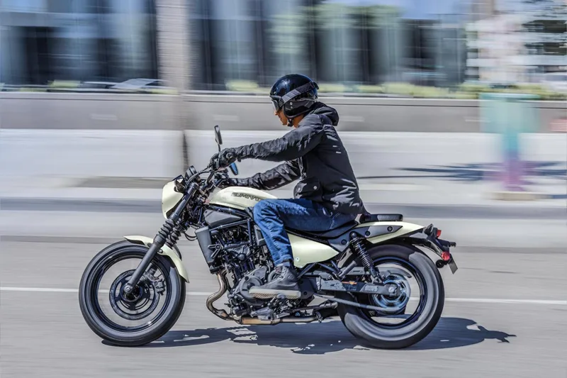 Kawasaki Eliminator SE ABS 2026 Image: 1 Kawasaki Eliminator SE ABS 2026 69408