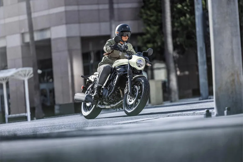 Kawasaki Eliminator SE ABS 2026 Image: 3 Kawasaki Eliminator SE ABS 2026 70469