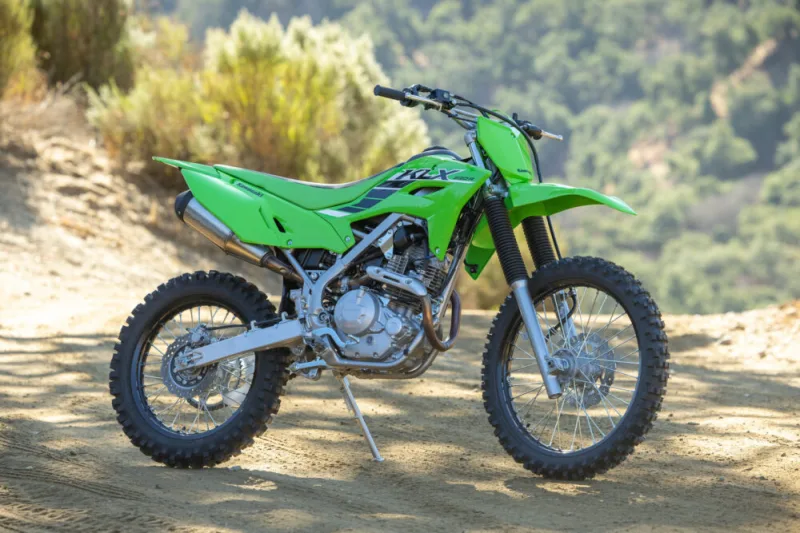 Kawasaki KLX 230R S 2024 Image: 2 Kawasaki KLX 230R S 2024 73407