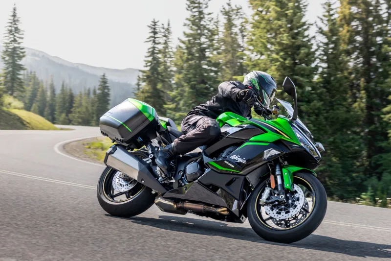 Kawasaki Ninja 1000SX 2024 Image: 2 Kawasaki Ninja 1000SX 2024 73420