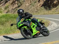 Kawasaki Ninja 400 2024 73424 Thumb