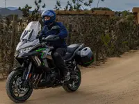 Kawasaki Ninja H2 SX SE 2024 73431 Thumb