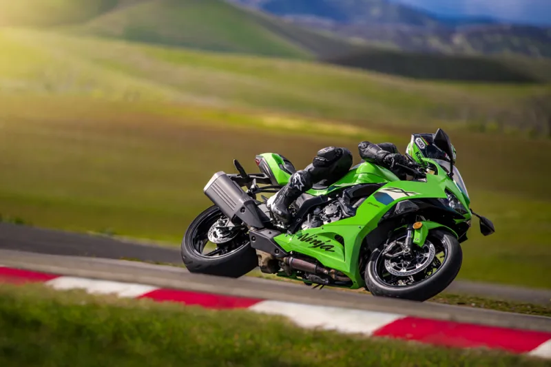 Kawasaki Ninja 500 2025 Image: 2 Kawasaki Ninja 500 2025 73471