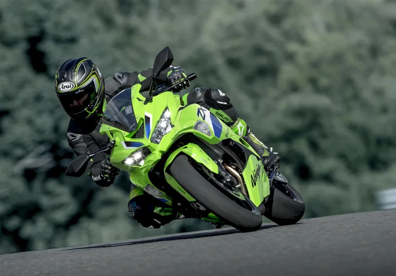 Kawasaki Ninja ZX-4RR ABS 2026 Image: 1 Kawasaki Ninja ZX-4RR ABS 2026 69372