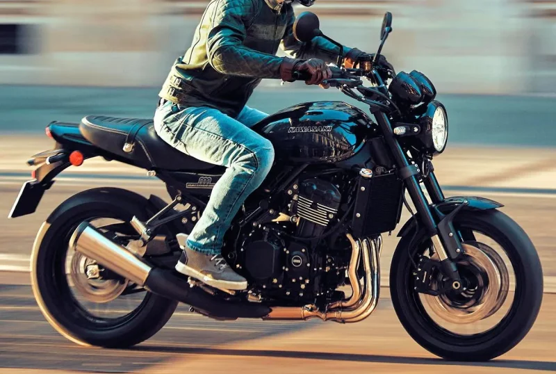 Kawasaki Z900RS 2027 84601