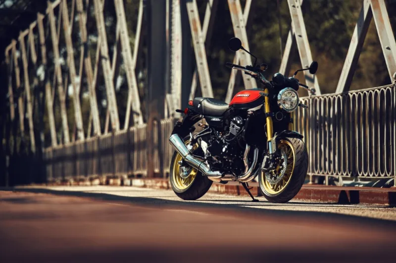 Kawasaki Z900RS SE 2025 Image: 2 Kawasaki Z900RS SE 2025 73510