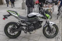 Kawasaki Z e-1 2024 75098 Thumb