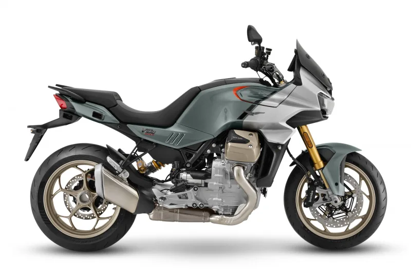 Moto Guzzi V100 Mandello 2024 Image: 2 Moto Guzzi V100 Mandello 2024 73642