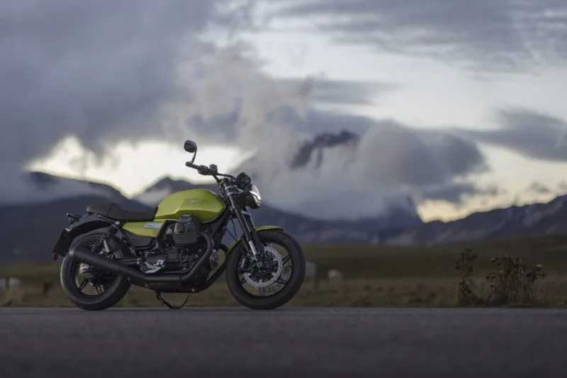 Moto Guzzi V7 Stone SE 2024 73645