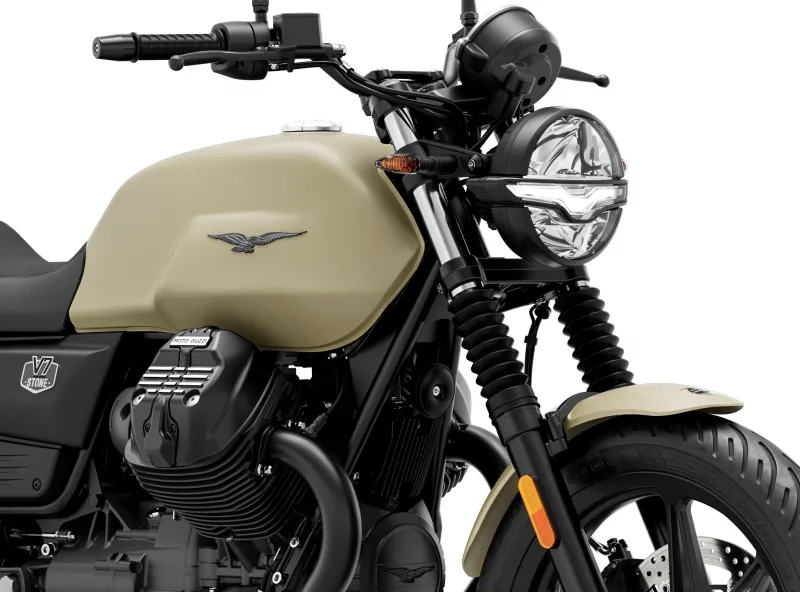 Moto Guzzi V7 Stone 2026 Image: 2 Moto Guzzi V7 Stone 2026 70883