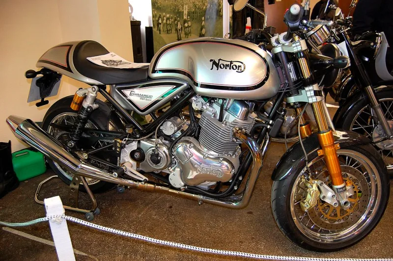 2025 Norton Commando 961 Cafe Racer