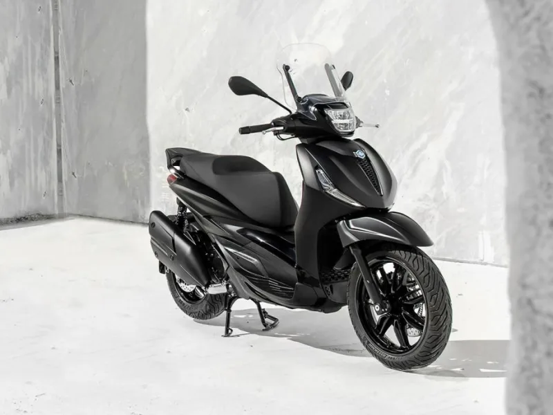 Piaggio Beverly S 300 2024 Image: 2 Piaggio Beverly S 300 2024 74693