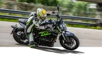 QJ Motor SRK 400 2023