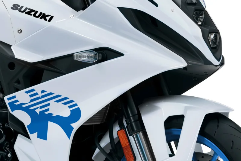 Suzuki GSX-8R 2026 Image: 1 Suzuki GSX-8R 2026 69528