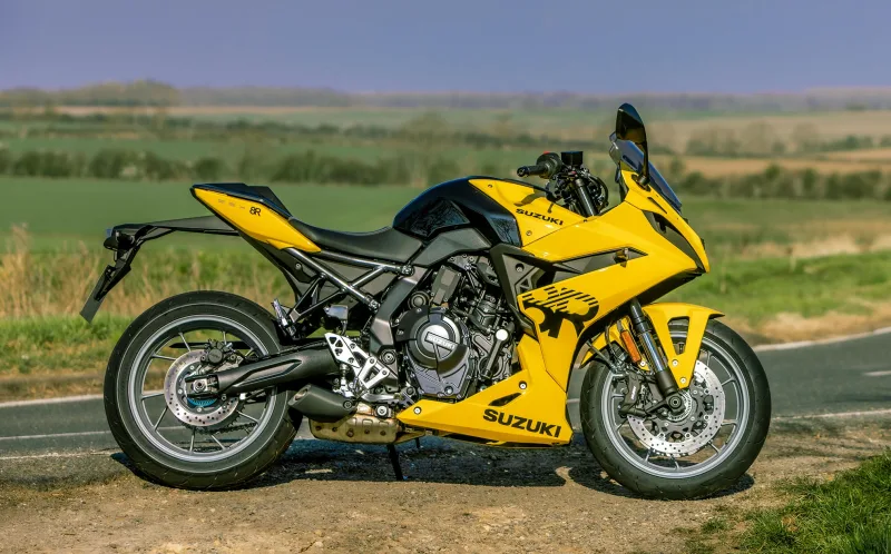 Suzuki GSX-8R Kiiro Limited Edition 2026 Image: 3 Suzuki GSX-8R Kiiro Limited Edition 2026 69704